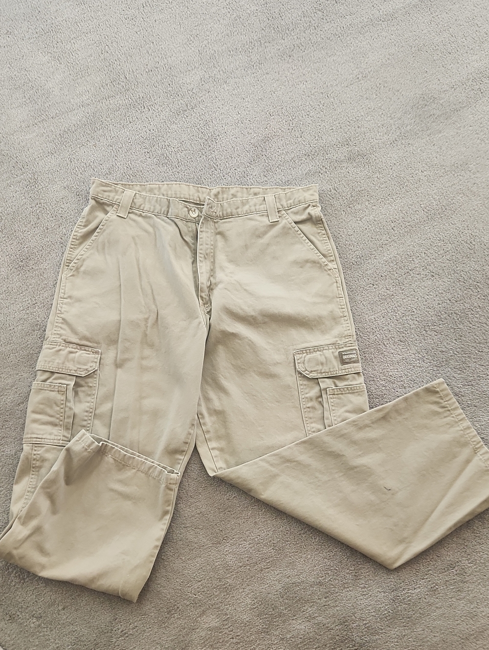 Wrangler Men's Khaki Cargo Pants with Utility Pockets